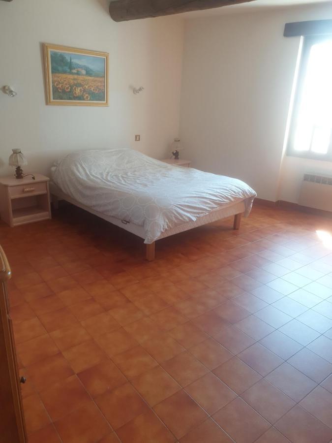 Maison De Village De 98 M2 Typiquement Provencale Pierrevert Kültér fotó